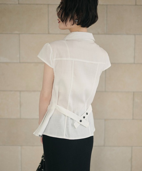 LAULEN（ローレン）の「multi button pleat peplum shirt /マルチボタンペプラムシャツ（シャツ/ブラウス・レディース・ベージュ/ホワイト・FREE）」の16枚目の写真