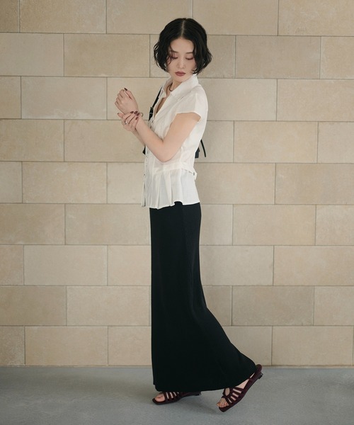LAULEN（ローレン）の「multi button pleat peplum shirt /マルチボタンペプラムシャツ（シャツ/ブラウス・レディース・ベージュ/ホワイト・FREE）」の20枚目の写真