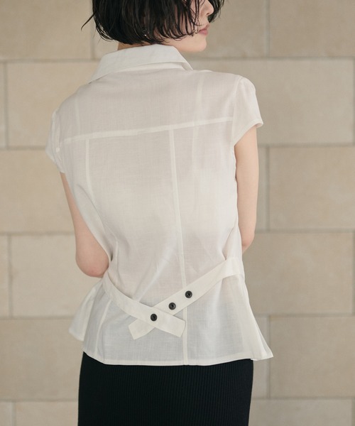 LAULEN（ローレン）の「multi button pleat peplum shirt /マルチボタンペプラムシャツ（シャツ/ブラウス・レディース・ベージュ/ホワイト・FREE）」の18枚目の写真