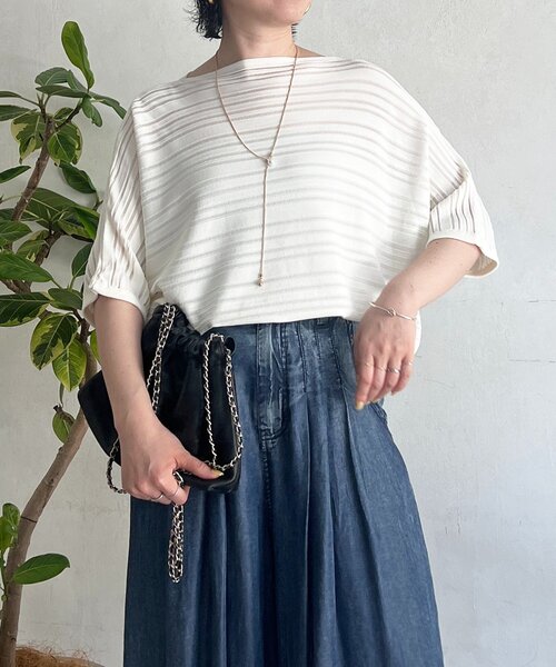 un dix cors(アンディコール)の「ネックレス付きシアーボーダープルオーバー(Tシャツ/カットソー・レディース・ブラック/ベージュ/オフホワイト・FREE)」の4枚目の写真