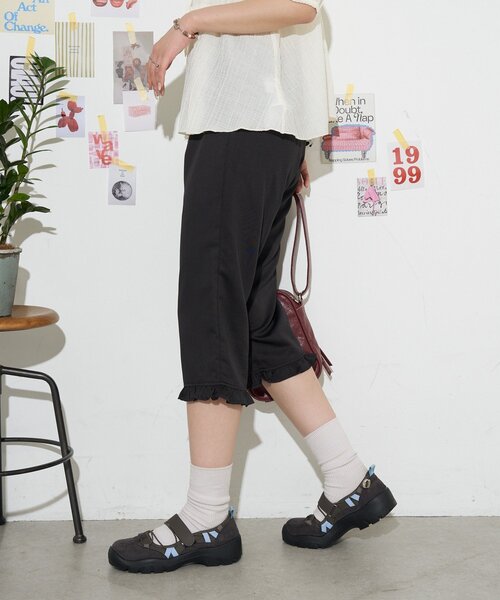 CIAOPANIC(チャオパニック)の「【neutral by ciaopanic】ミドルカプリパンツ(その他パンツ・レディース・ブラック・MEDIUM/SMALL)」の5枚目の写真