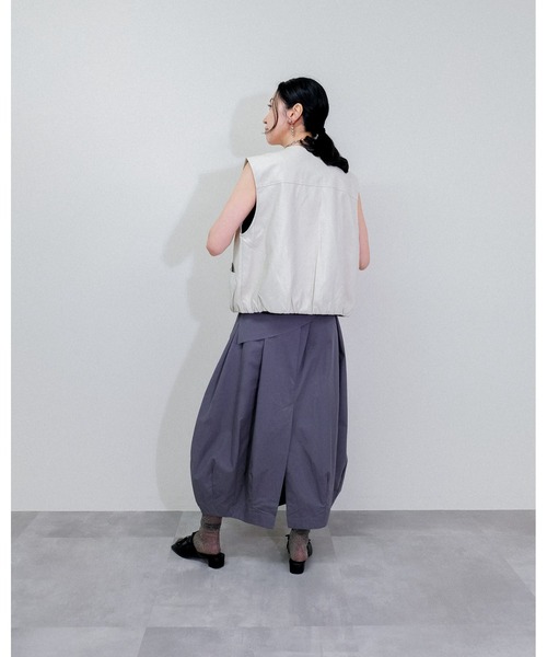 Julep(ジュレップ)の「Fake Leather Vest(ライダースジャケット・レディース・ベージュ/ブラック・FREE)」の7枚目の写真