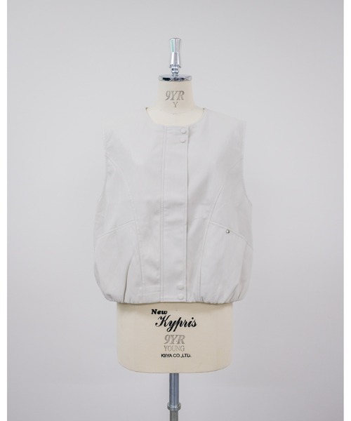 Julep(ジュレップ)の「Fake Leather Vest(ライダースジャケット・レディース・ベージュ/ブラック・FREE)」の3枚目の写真
