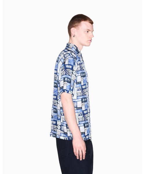 ARMANI EXCHANGE(アルマーニエクスチェンジ)の「【A|X アルマーニ エクスチェンジ】グラフィックロゴ ボクシーフィット 半袖シャツ/BOXY(シャツ/ブラウス・メンズ・その他・X-LARGE/SMALL/MEDIUM/LARGE/X-SMALL)」の2枚目の写真