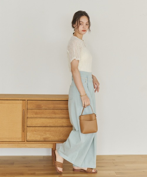 OLUN(オルン)の「nuance sheer half sleeve tops/ハーフスリーブニュアンスシアートップス(Tシャツ/カットソー・レディース・ベージュ/アイボリー・FREE)」の17枚目の写真