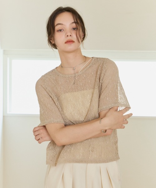 OLUN(オルン)の「nuance sheer half sleeve tops/ハーフスリーブニュアンスシアートップス(Tシャツ/カットソー・レディース・ベージュ/アイボリー・FREE)」の21枚目の写真