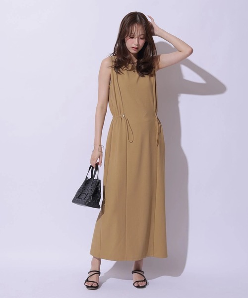 Mystrada（マイストラーダ）の「ドロストカットワンピ（ワンピース・レディース・ブラック/ダークブラウン/キャメル・38/36）」の20枚目の写真