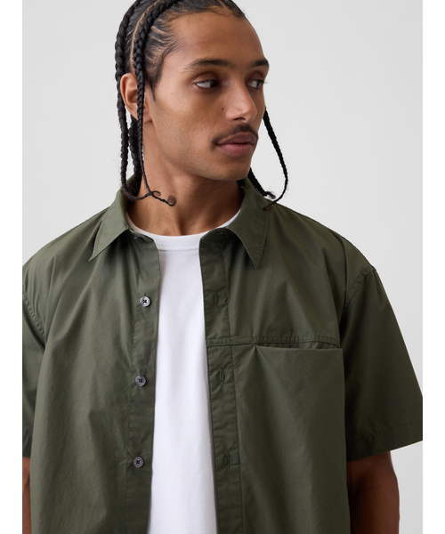 GAP(ギャップ)の「ポプリン リラックスフィットシャツ(シャツ/ブラウス・メンズ・グリーン/ネイビー・S/XS/XL/L/M)」の7枚目の写真