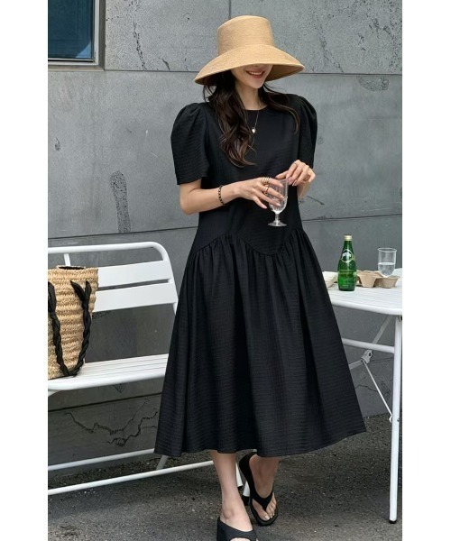 FAVORITO（ファヴォリート）の「エンボス半袖ワンピース（ワンピース・レディース・ピンク/ブルー/ブラック/ホワイト・F）」の16枚目の写真
