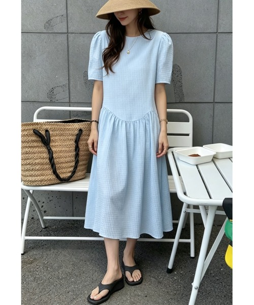 FAVORITO（ファヴォリート）の「エンボス半袖ワンピース（ワンピース・レディース・ピンク/ブルー/ブラック/ホワイト・F）」の12枚目の写真