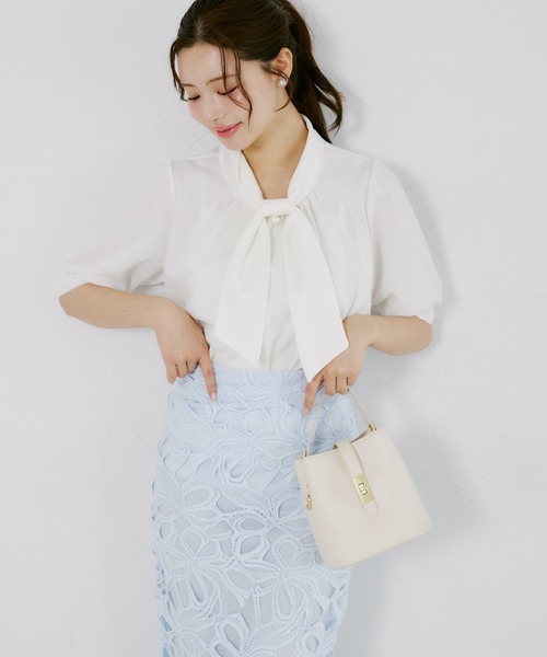 tocco closet（トッコ　クローゼット）の「【ZOZO限定】カットジョーゼットタイブラウス（シャツ/ブラウス・レディース・ブルーグリーン/オフホワイト・M）」の4枚目の写真