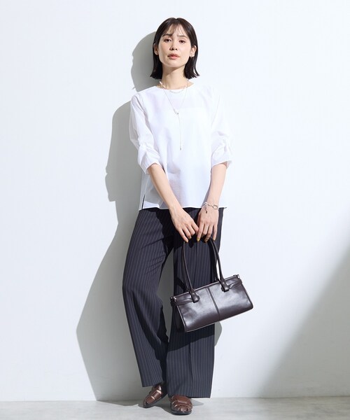 INDIVI(インディヴィ)の「【撥水/UVケア】ねじり袖サッカートップス(Tシャツ/カットソー・レディース・ホワイト/ネイビー系2/ブラック/イエロー系9・15 /05/34/38/19/13)」の21枚目の写真