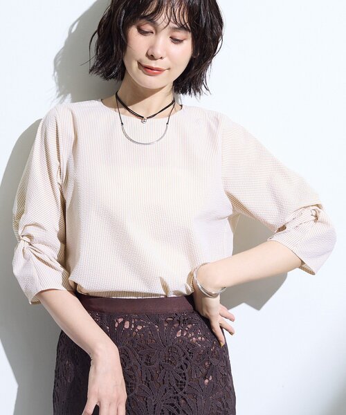 INDIVI(インディヴィ)の「【撥水/UVケア】ねじり袖サッカートップス(Tシャツ/カットソー・レディース・ホワイト/ネイビー系2/ブラック/イエロー系9・15 /05/34/38/19/13)」の20枚目の写真