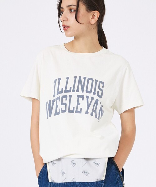 REMI RELIEF(レミレリーフ)の「【REMI RELIEF / レミレリーフ】SP加工/ロゴT/ILLINOIS WESLEYAN(Tシャツ/カットソー・レディース・ライトブルー/ホワイト/ブラック/グレー・フリー)」の1枚目の写真
