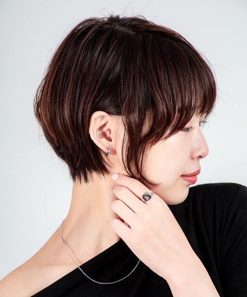 TOM WOOD(トムウッド)の「【TOMWOOD】Beck Huggies シルバー ピアス ユニセックス(ピアス(両耳用)・レディース・シルバー・FREE)」の13枚目の写真