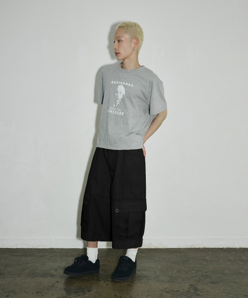 SCALLYWAG（スカリーワグ）の「クロスアイレットワイドカーゴバミューダパンツ[ブラック]（その他パンツ・レディース・その他・LARGE/MEDIUM/SMALL）」の3枚目の写真