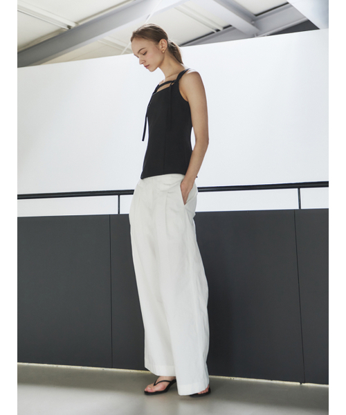 LETQSTUDIO（レチケットスタジオ）の「プリーツループリネンパンツ、オフホワイト（その他パンツ・レディース・その他・SMALL/MEDIUM）」の3枚目の写真