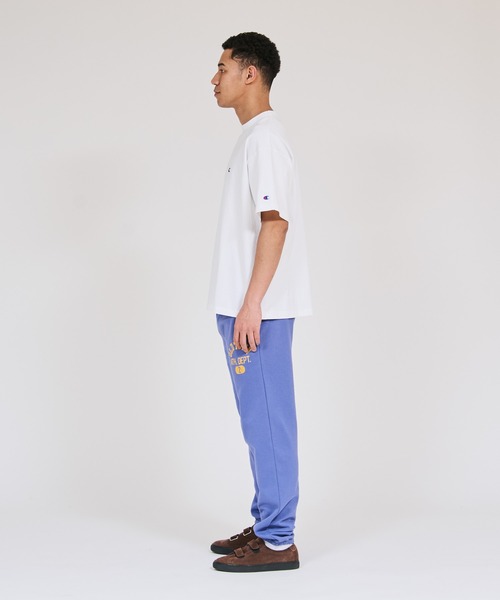 Champion(チャンピオン)の「【Champion/チャンピオン】メンズ ベーシック ショートスリーブTシャツ(Tシャツ/カットソー・メンズ・ホワイト/ネイビー/グレー/ブラック/グリーン・MEDIUM/LARGE/X-LARGE)」の10枚目の写真