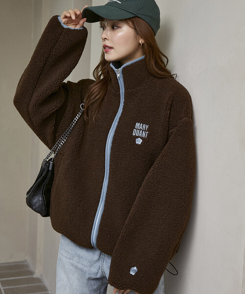 MARY QUANT(マリークワント)の「MARY QUANT × PUBLUX/マリークワント <ユニセックス>別注 配色 パイピング ボア ブルゾン 限定展開(ブルゾン・メンズ・グレー/ブラウン/ベージュ・M/L/S)」の11枚目の写真