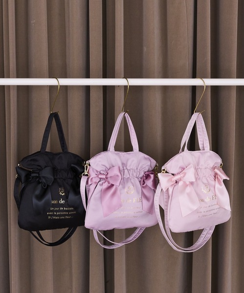 Maison de FLEUR(メゾンドフルール)の「ダブルリボン2Wayトートバッグ(トートバッグ・レディース・ブラック/ピンク/ピンク系その他2・FREE)」の4枚目の写真