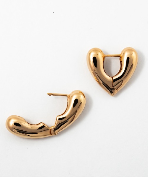 ANNIKA INEZ（アニカイネズ）の「【ANNIKA INEZ】ハートフープピアス スモールサイズ　E926 SML Heart Hoops, Sml（ピアス（両耳用）・レディース・ゴールド・FREE）」の2枚目の写真