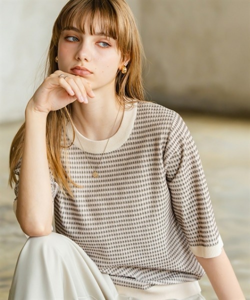 Maison INNESS(メゾンアイネス)の「コントラストヤーン ジャガード編み5分袖ニット(UVカット)(ニット/セーター・レディース・ブラウン/ライトベージュ・L/M/LL/S/5L/4L/3L)」の12枚目の写真