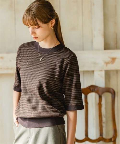 Maison INNESS(メゾンアイネス)の「コントラストヤーン ジャガード編み5分袖ニット(UVカット)(ニット/セーター・レディース・ブラウン/ライトベージュ・L/M/LL/S/5L/4L/3L)」の15枚目の写真