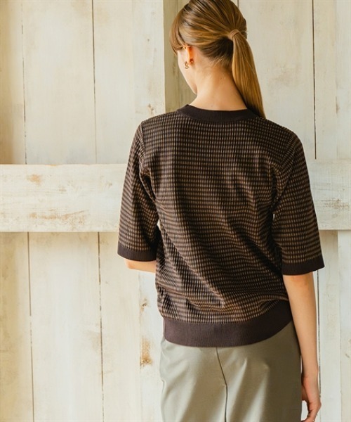 Maison INNESS(メゾンアイネス)の「コントラストヤーン ジャガード編み5分袖ニット(UVカット)(ニット/セーター・レディース・ブラウン/ライトベージュ・L/M/LL/S/5L/4L/3L)」の17枚目の写真