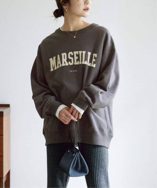 SLOBE IENA(スローブイエナ)の「《WEB限定/追加》MARSEILLEロゴスウェット(スウェット・レディース・チャコールグレー/アイボリー/グレー・FREE)」の9枚目の写真