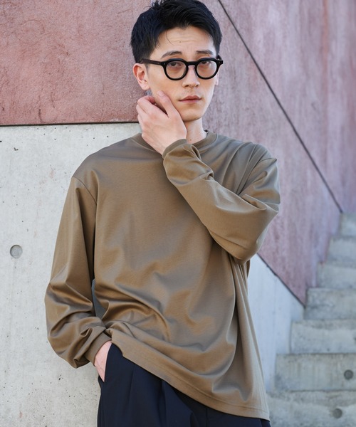 URBAN RESEARCH DOORS(アーバンリサーチドアーズ)の「『UR TECH』完声ロングスリーブクルーネックTシャツ(Tシャツ/カットソー・メンズ・オフホワイト/チャコールグレー/ベージュ・LARGE/MEDIUM)」の6枚目の写真