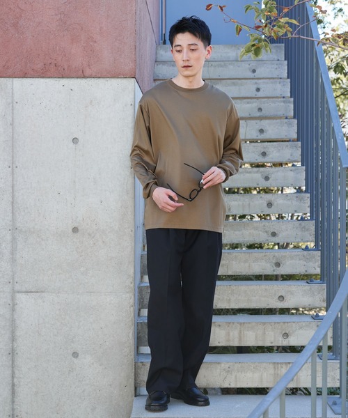URBAN RESEARCH DOORS(アーバンリサーチドアーズ)の「『UR TECH』完声ロングスリーブクルーネックTシャツ(Tシャツ/カットソー・メンズ・オフホワイト/チャコールグレー/ベージュ・LARGE/MEDIUM)」の10枚目の写真