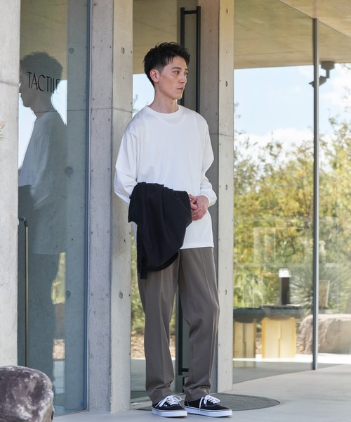 URBAN RESEARCH DOORS(アーバンリサーチドアーズ)の「『UR TECH』完声ロングスリーブクルーネックTシャツ(Tシャツ/カットソー・メンズ・オフホワイト/チャコールグレー/ベージュ・LARGE/MEDIUM)」の14枚目の写真