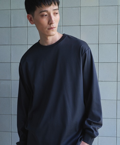 URBAN RESEARCH DOORS(アーバンリサーチドアーズ)の「『UR TECH』完声ロングスリーブクルーネックTシャツ(Tシャツ/カットソー・メンズ・オフホワイト/チャコールグレー/ベージュ・LARGE/MEDIUM)」の18枚目の写真