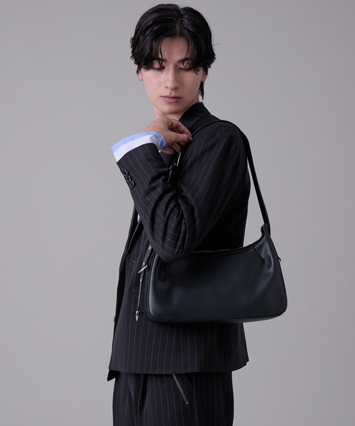 EVOLVERA(エボルヴェラー)の「Belt One Shoulder Bag / ベルトワンショルダーバッグ(ショルダーバッグ・メンズ・ブラック・FREE)」の13枚目の写真