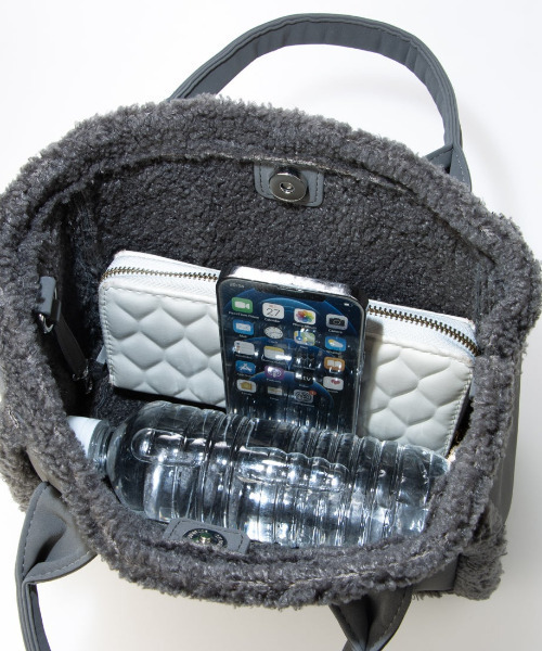 cache cache（カシュ カシュ）の「カシュカシュ cachecache / ムートン風ミニ2wayトート（トートバッグ・レディース・グレー/キャメル・FREE）」の13枚目の写真