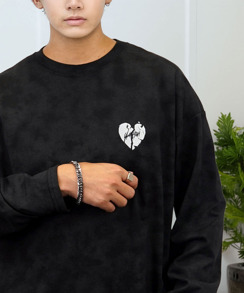 Ammie(アミー)の「ワイドシルエット ワンポイント刺繍 長袖Tシャツ(Tシャツ/カットソー・メンズ・ブラック系その他/ホワイト系その他4/ブラック系その他2/ブラック系1/ブラック系2・M/L)」の1枚目の写真