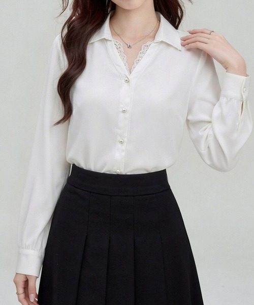 LUCPY(ラクピー)の「レースレイヤードシャツブラウス(シャツ/ブラウス・レディース・ホワイト・X-LARGE/LARGE/MEDIUM/SMALL)」の4枚目の写真