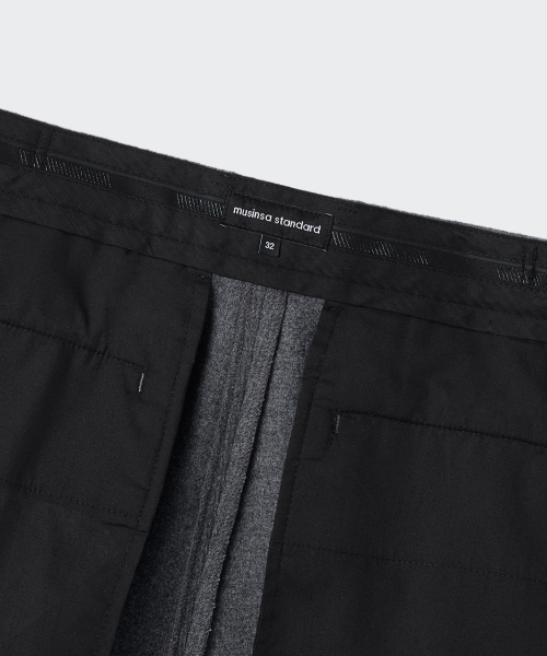 MUSINSA STANDARD（ムシンサスタンダード）の「ウールブレンドコーデュロイエクストラワイドパンツ[ミディアムグレー]（その他パンツ・メンズ・その他・26/36/38/40/42/28/30/31/32/33/34/27/29）」の5枚目の写真