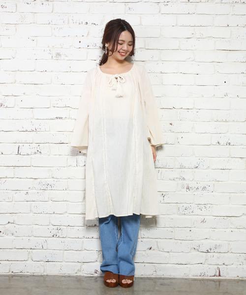 Kastane（カスタネ）の「楊柳ハシゴレースワンピース（ワンピース・レディース・アイボリー/ネイビー/オレンジ・FREE）」の4枚目の写真