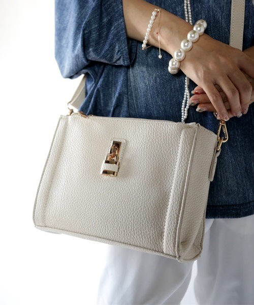 antiqua（アンティカ）の「ミニサイズショルダーバッグ（ショルダーバッグ・レディース・アイボリー/ブラック・FREE）」の3枚目の写真