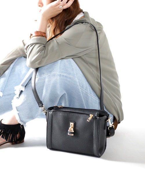 antiqua（アンティカ）の「ミニサイズショルダーバッグ（ショルダーバッグ・レディース・アイボリー/ブラック・FREE）」の6枚目の写真