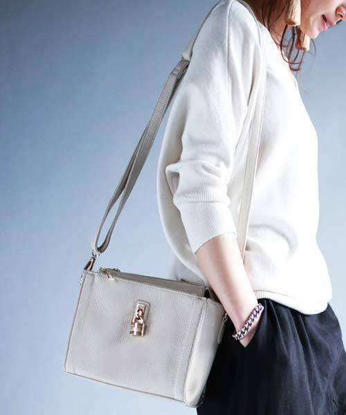 antiqua（アンティカ）の「ミニサイズショルダーバッグ（ショルダーバッグ・レディース・アイボリー/ブラック・FREE）」の22枚目の写真