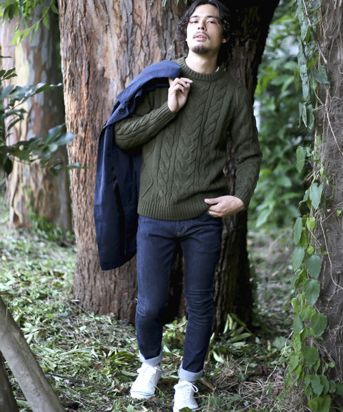 Denime（ドゥニーム）の「ケーブルクルーニット（ニット/セーター・メンズ・ホワイト/カーキ/ネイビー/グレー・MEDIUM/X-LARGE/LARGE/SMALL）」の7枚目の写真