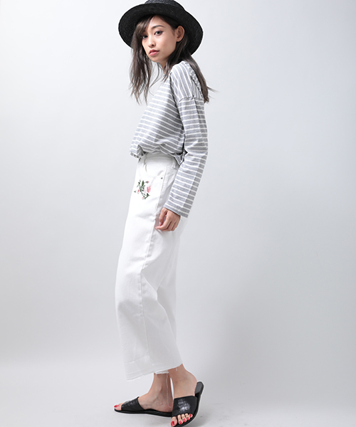 Denime（ドゥニーム）の「ドロップショルダーボーダーロングTEE（Tシャツ/カットソー・レディース・ホワイト/グレー/サックスブルー・FREE）」の7枚目の写真