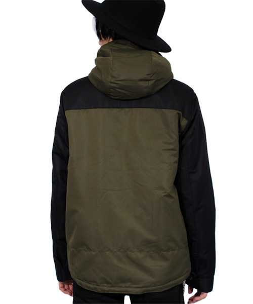 ８(eight)（エイト）の「裏ボア マウンテンパーカー ナイロン ジャケット（マウンテンパーカー・メンズ・ネイビー/ブルー系その他/グレー系カモフラージュ/グリーン系カモフラージュ/ブラック×カーキ/カーキ/ブラック/ブラック系その他/グリーン系その他/ブラック×グリーン/ベージュ/グリーン/ブラウン系その他2/ベージュ系その他/イエロー系その他/ブラック×レッド/ブラウン系その他/レッド/イエロー・LARGE/MEDIUM/X-LARGE）」の21枚目の写真