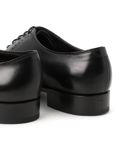 EDWARD GREEN(エドワードグリーン)の「EDWARD GREEN ウィングチップシューズ ASQUITH(ドレスシューズ・メンズ・ブラック・9/6/7.5/6.5/8.5/8/7)」の2枚目の写真