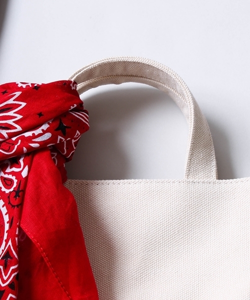 WEGO（ウィゴー）の「WEGO/【2点セット】バンダナ2WAYショルダートートバッグ（トートバッグ・レディース・ナチュラル/ブラック・FREE）」の8枚目の写真