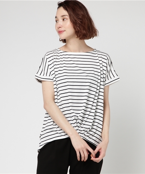 Honeys（ハニーズ）の「裾タックプルオーバー（Tシャツ/カットソー・レディース・ブラック/ホワイト×ネイビー/オフホワイト/ネイビー/ピンク/グリーン・L/M/LL）」の3枚目の写真