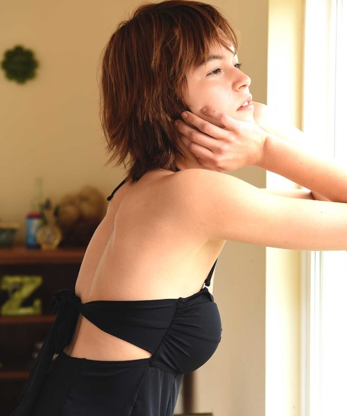 SUNBABIES(サンベイビーズ)の「フロントツイストタンキニ(水着・レディース・ブラック/ピンク系その他・S/M/L)」の16枚目の写真