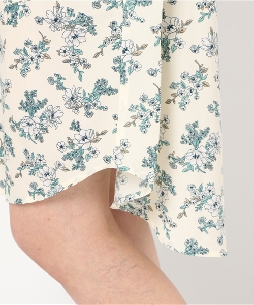 LBC（エルビーシー）の「花柄プリントシャツワンピース             （シャツワンピース・レディース・ネイビー/ホワイト/ブラック・MEDIUM/LARGE）」の10枚目の写真